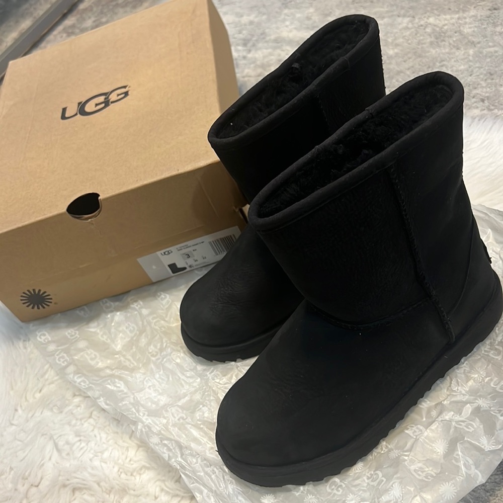 UGG boots in Black